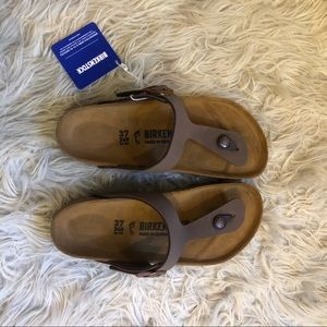NWT Birkenstock’s